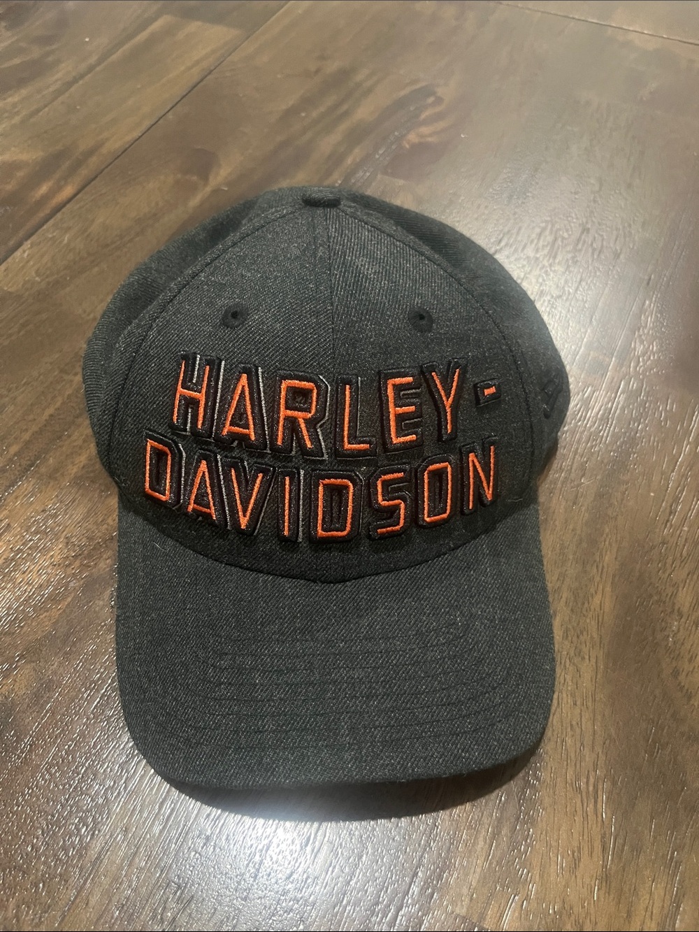 Harley-Davidson Black Baseball Snap back Cap Orange Raised Logo New Era One Size